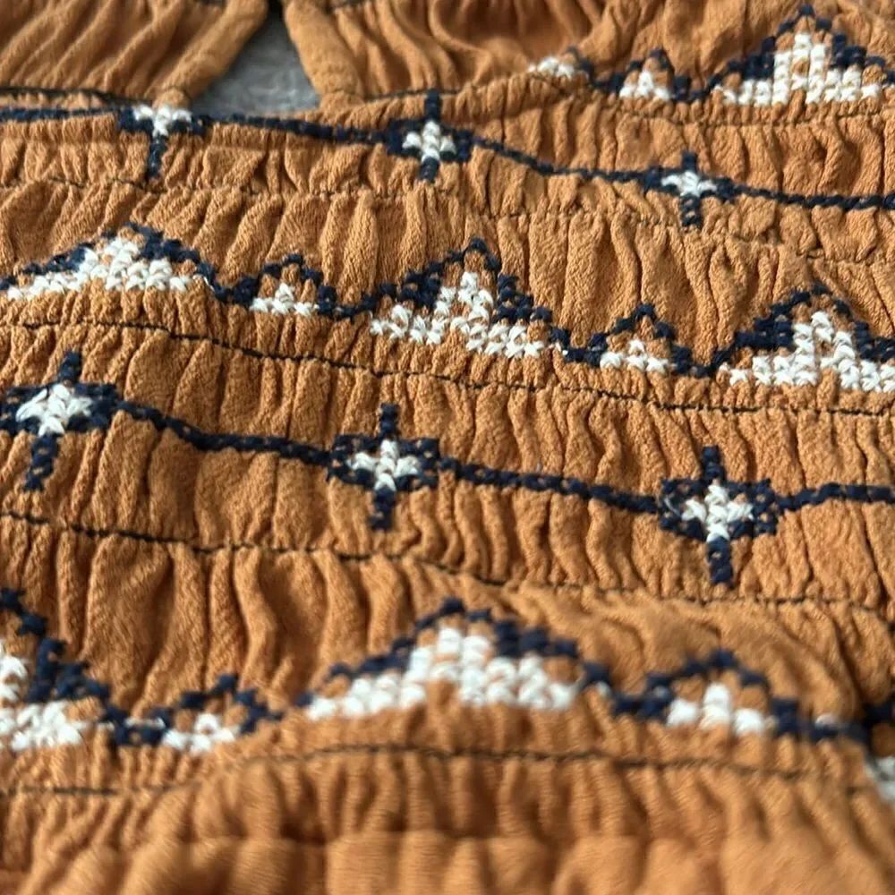 🍍A.n.a tank top - Picture 2 of 6